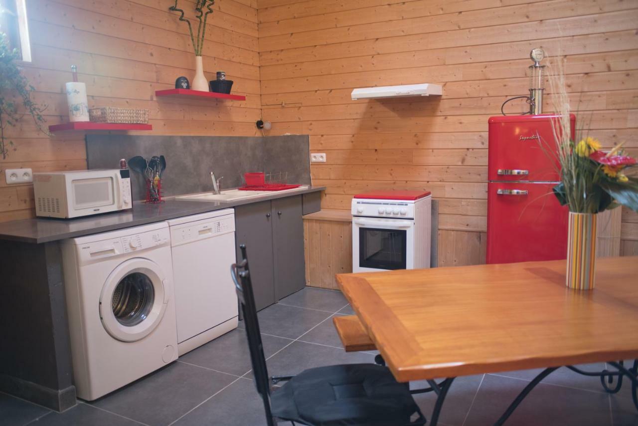 Le Fil Rouge Villa Saint-Pierre-d'Aurillac Buitenkant foto